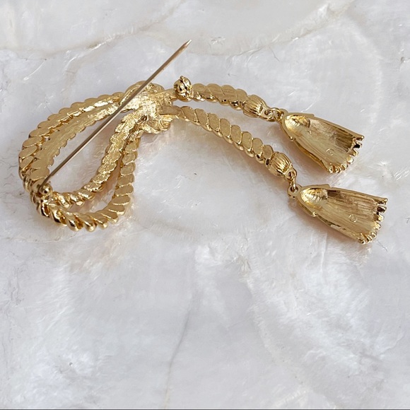Vintage Gold Tone Twisted Rope Bow Dangling Tassel Statement Brooch - Picture 8 of 10